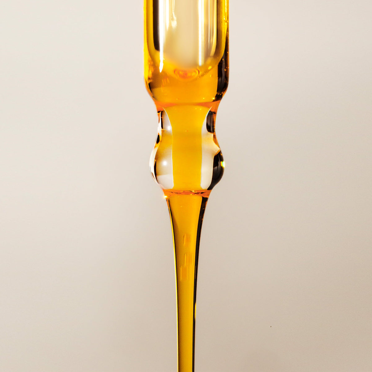 heavenly-sixteen-all-in-one-face-oil-f9 H16-Close-Ups.jpg