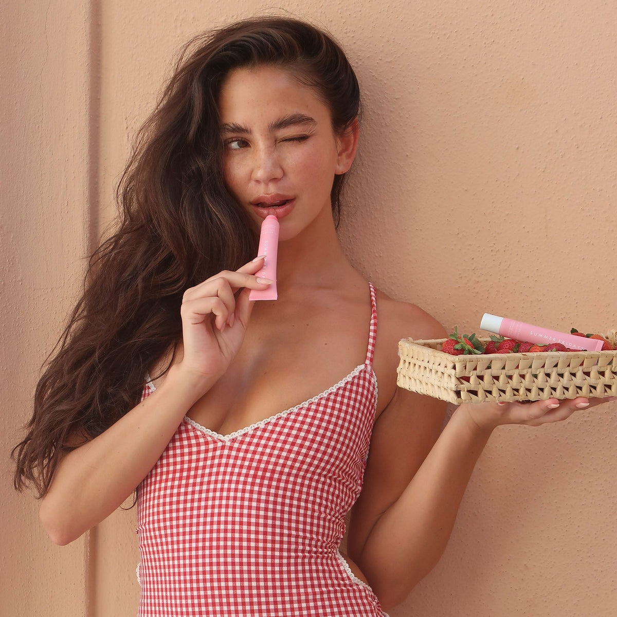 lip-butter-balm-strawberry-soft-serve-w4 LBBStrawberrySoftServe-Cristina.jpg