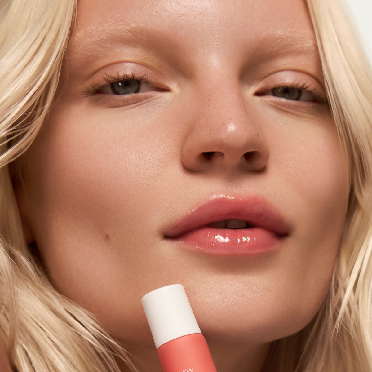 lip-butter-balm-poppy-p0 PDP_LBB-Poppy-1.jpg